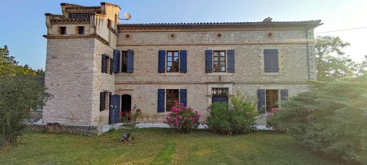 Bed and Breakfast Domaine Les Garrigues Puygaillard-de-Quercy Exteriér fotografie