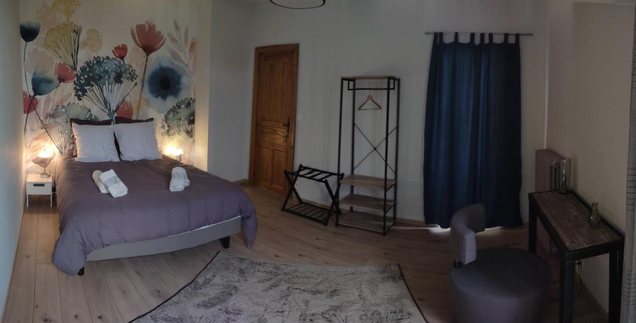 Bed and Breakfast Domaine Les Garrigues Puygaillard-de-Quercy Exteriér fotografie