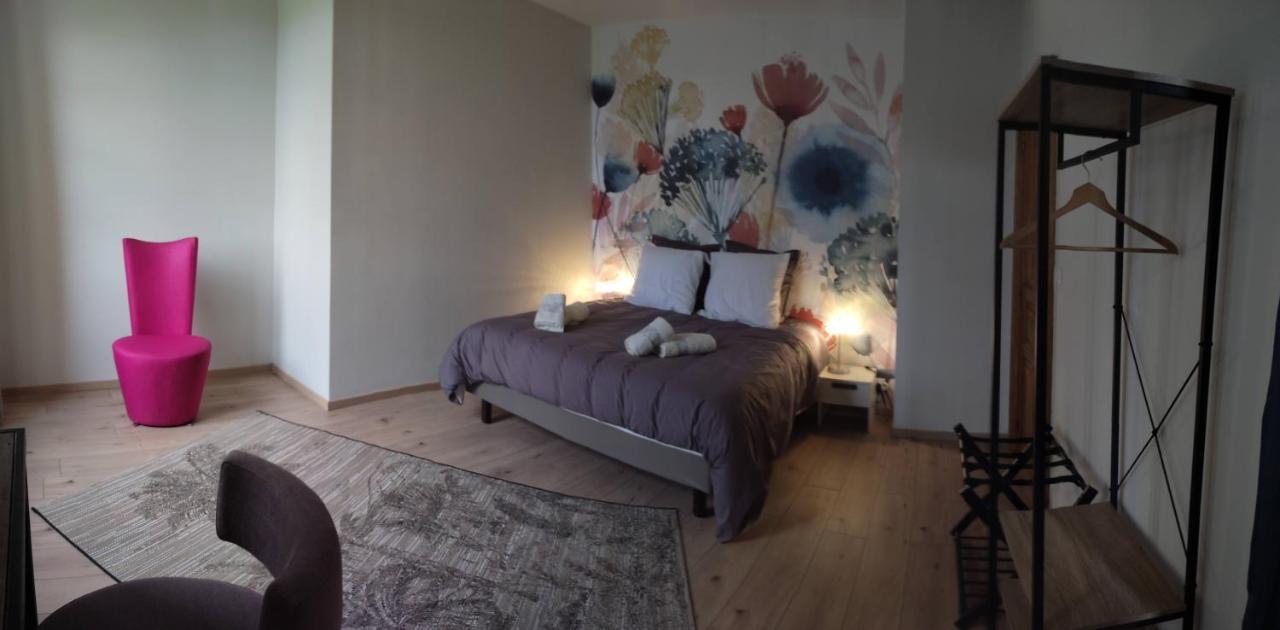 Bed and Breakfast Domaine Les Garrigues Puygaillard-de-Quercy Exteriér fotografie